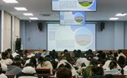 浙江师范大学张维忠教授应邀到六合彩现场直播
作学术报告